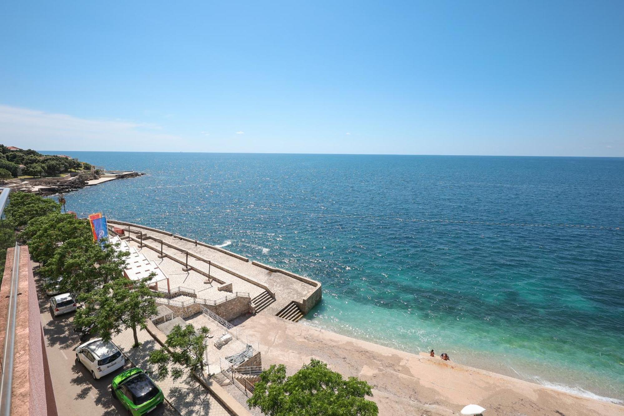 Athos Apartments Dobre Vode Добра-Вода Экстерьер фото